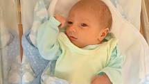 Tomáš Basakin se narodil 24. května 2021 ve 21:17 v domažlické porodnici mamince Lence a tatínkovi Tomášovi ze Kdyně. Vážil 2940 g a měřil 47 cm. Doma se na brášku těšil 2,5letý Péťa.