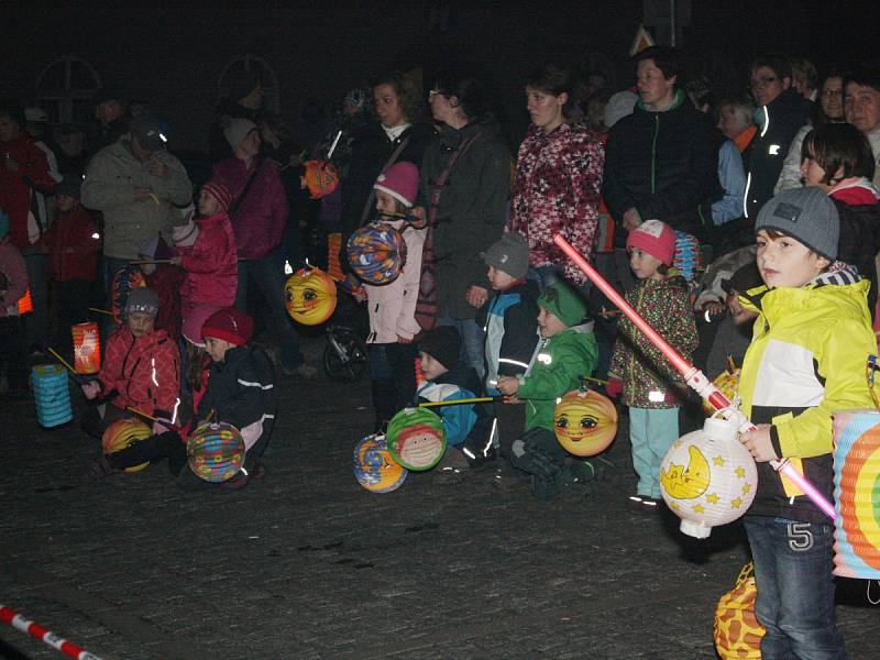 Lampionový průvod ve Strážově.