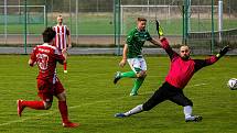 Fotbalisté FK Svéradice (na archivním snímku hráči v zelených dresech) porazili v okresním derby trápící se Pačejov jednoznačně 5:2.