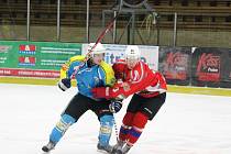 Krajská liga: HC Klatovy (červené dresy) - TJ Apollo Kaznějov 11:1