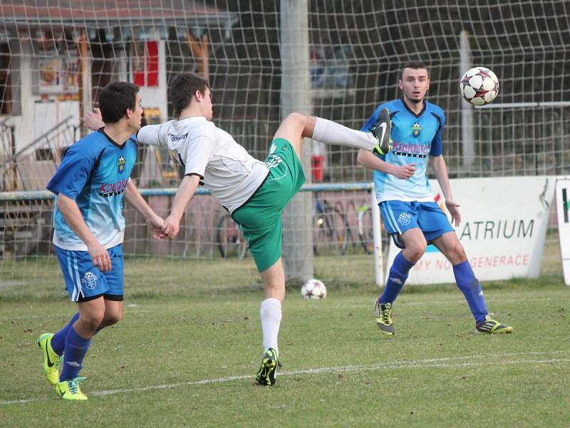 Krajský přebor mužů: Horažďovice (v modrém) - Stod 2:1.