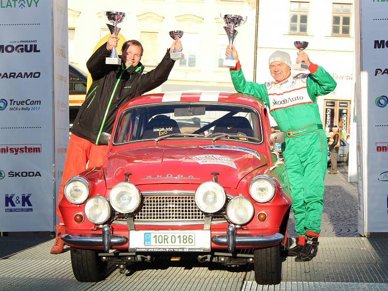 Cíl Historic Vltava Rallye 2017