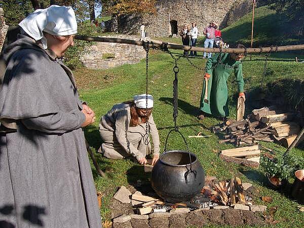 Středověké vaření na hradě Velhartice