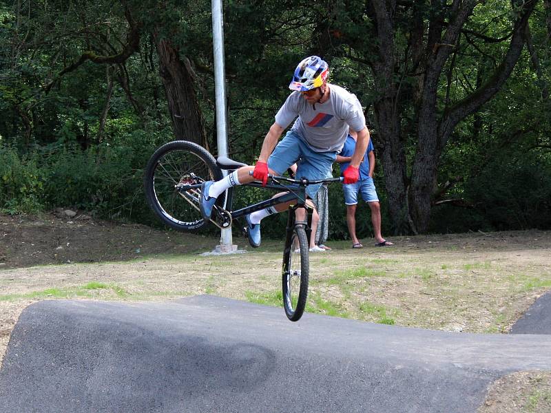 Otevření pumptrackové dráhy v Železné Rudě.