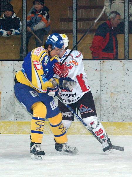 Klatovští hokejisté v nedělním zápase podlehli  Písku 2:5