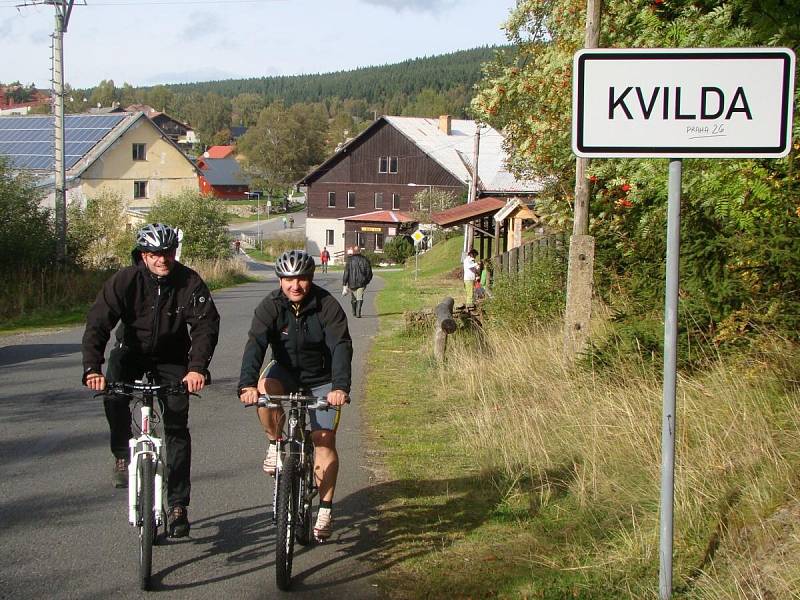 Michal Jančařík pokřtil svoje cyklotoulky Šumavou