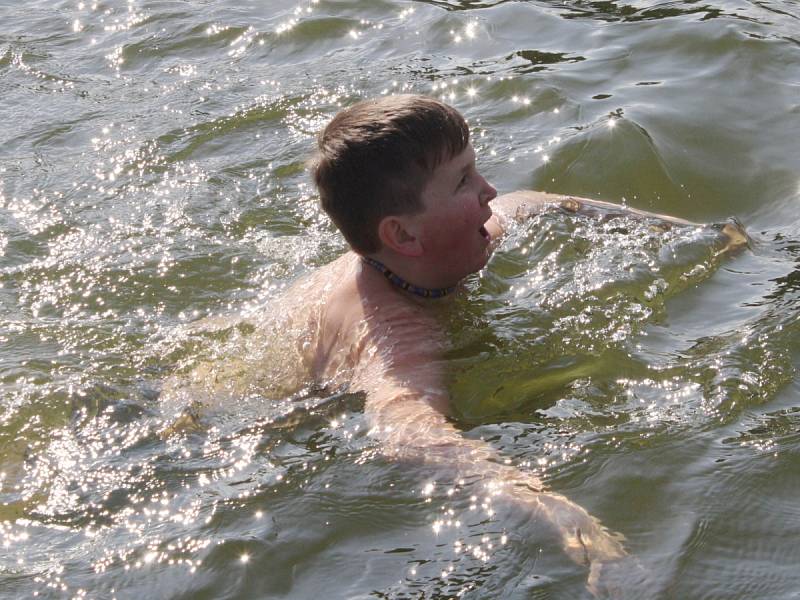 Otužilecké plavání v Žihobcích 2015.