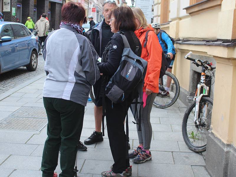 Na Plánicku se v sobotu 20. května šel pochod Klatovský karafiát.