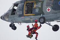 Výcvik leteckých záchranářů na Šumavě