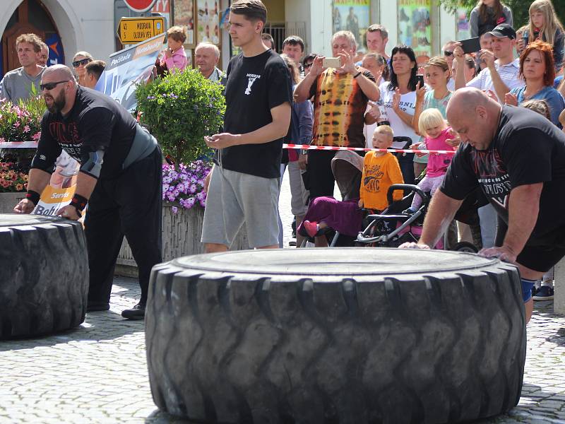 V sobotu se konal závod strongmanů v Sušici.