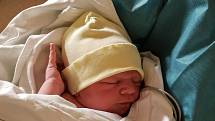Emanuel Třeška se narodil 8. června 2021 rodičům Anně a Václavovi z Číčova. Po příchodu na svět v porodnici u Mulačů v Plzni vážil jejich prvorozený syn 3010 g a měřil 47 cm.