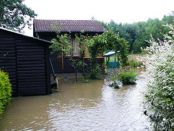 Kal, neděle 28. června ráno