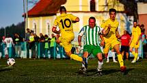 15. kolo III. třídy: FK Budětice 2012 (žlutí) - SK Velhartice 2:0.