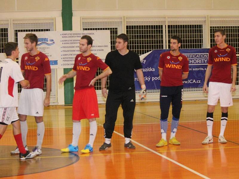 V Klatovech se bojovalo v okresní soutěži ve futsalu o "bednu".