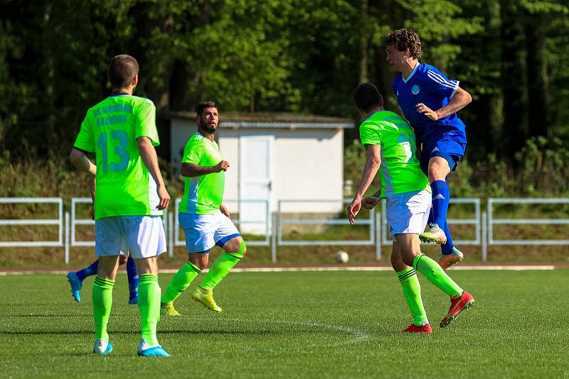 25. kolo I. A třídy: TJ Sušice (modří) - Bohemia Kaznějov 1:0.