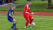 5. kolo OPM: FC Švihov (na snímku fotbalisté v červenobílých dresech) - TJ Sokol Chudenice (modří) 2:2 (2:0).