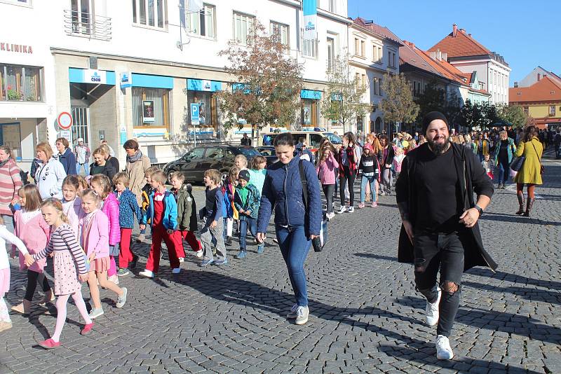 Sušický dětský sbor oslavil 50. výročí svého založení.