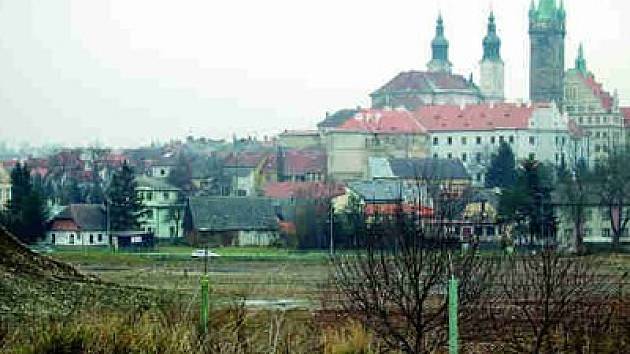 Na místě bývalé Škodovky v Klatovech začne vyrůstat na jaře příštího roku obchodní centrum se stejným názvem.