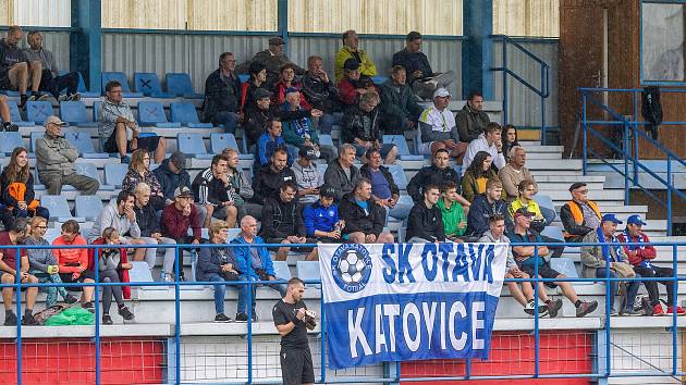 FORTUNA divize A, 1. kolo: SK Klatovy 1898 (na snímku fotbalisté v červených dresech) - SK Otava Katovice (modří) 2:2.