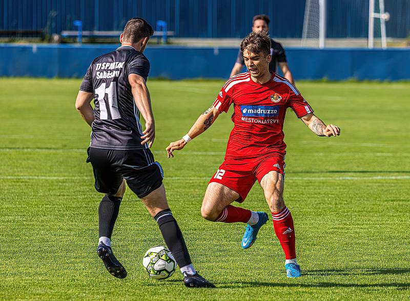 26. kolo divize A: SK Klatovy 1898 (červení) - Soběslav 0:2.