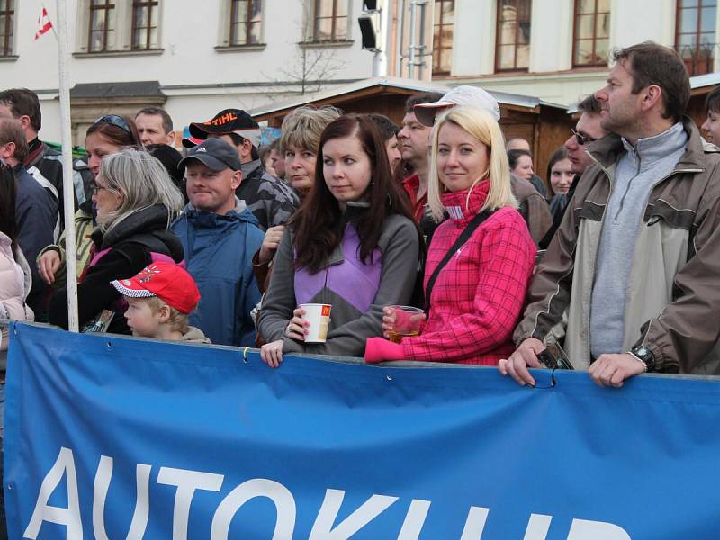 Cílová rampa 47. Rallye Šumava Klatovy.