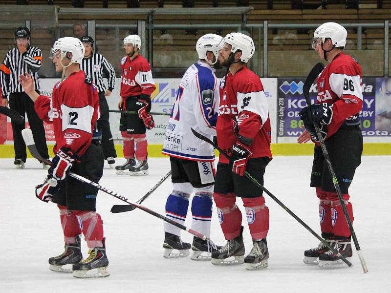 Přípravný zápas 2016: SHC Klatovy (červené dresy) - 1. EV Weiden 7:1