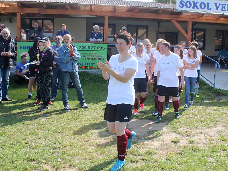 Dívčí amatérská fotbalová liga v malé kopané 2017: Slavnostní vyhlášení výsledků. Foto: Yvetta Chmelová