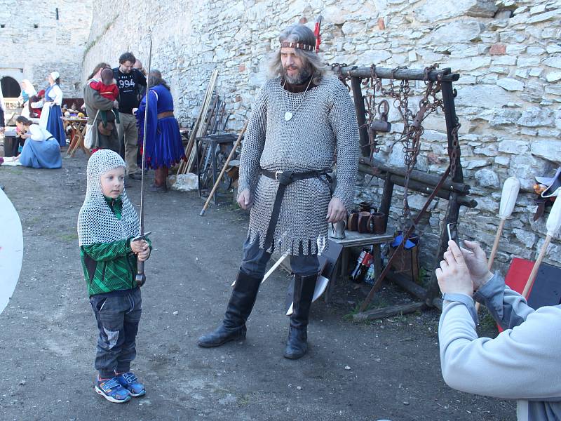 Na hradě Kašper slavili narozeniny Karla IV.