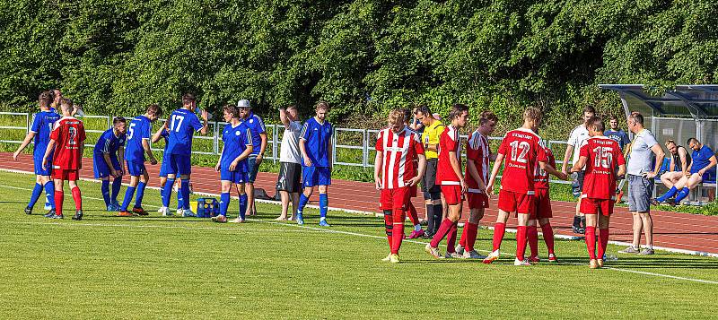 29. kolo I. A třídy: TJ Sušice (modří) - TJ Start Luby 6:1 (3:1).