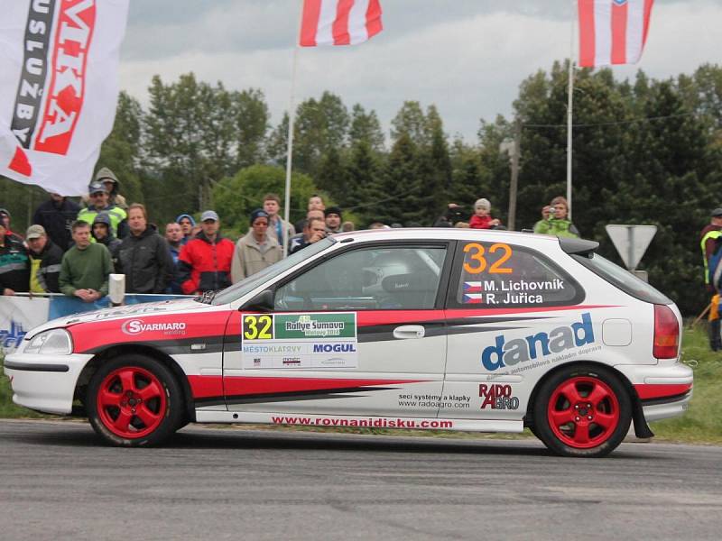 Jako první absolvovaly posádky 49. Rallye Šumava Klatovy tradiční Klatovský okruh.