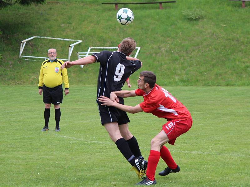 IV. třída 2016/2017: Hory Matky Boží (černé dresy) - Pačejov B 4:1