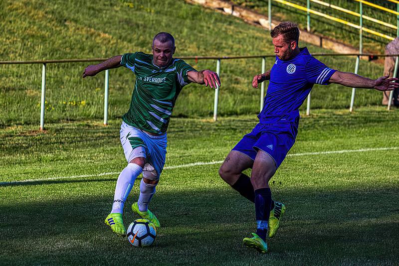 Baráž o I. A třídu, odveta: FK Svéradice (zelení) - TJ Sokol Malesice 1:2 (1:0).