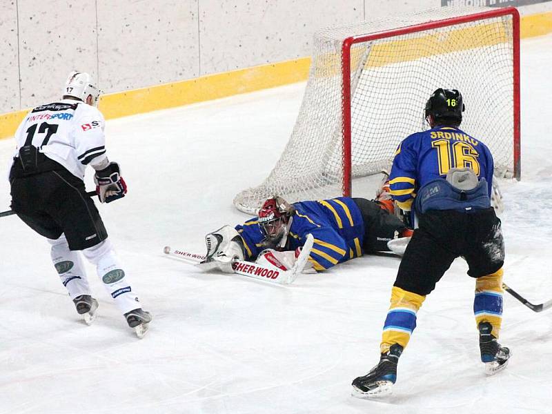 SHC Klatovy - HC Benešov 7:2