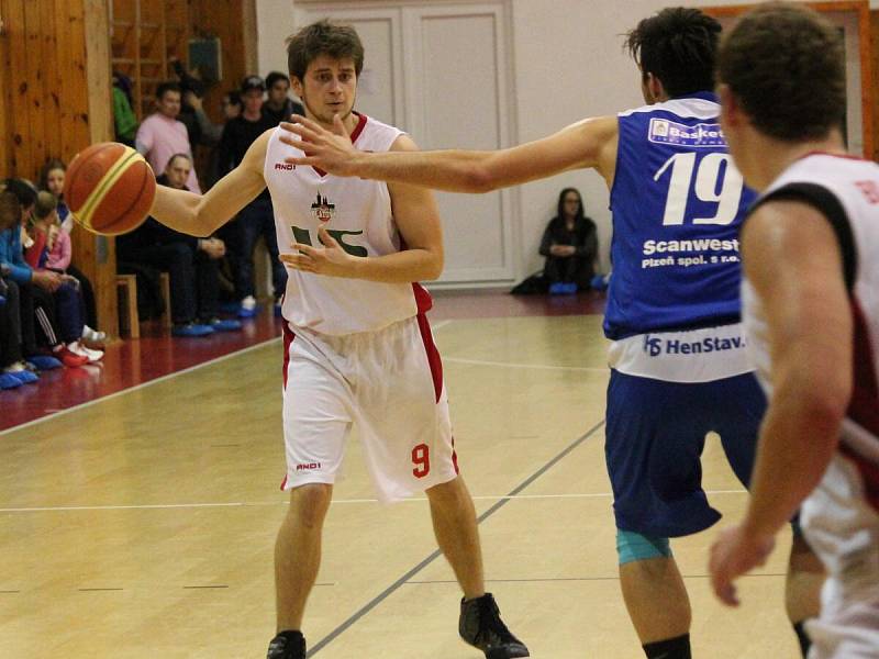 2. liga 2016/2017: BK Klatovy (bílé dresy) - Basketbal Jiskra Domažlice 76:61