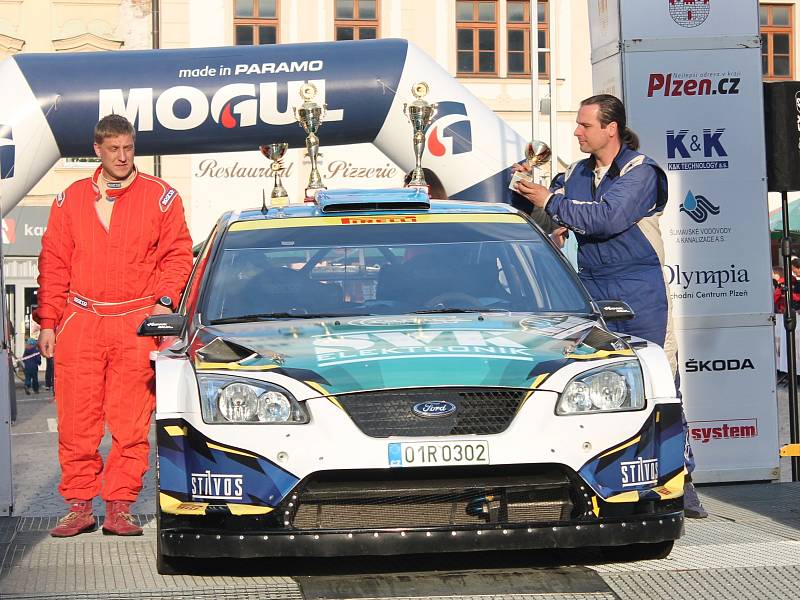 Cíl 51. Rallye Šumava Klatovy.