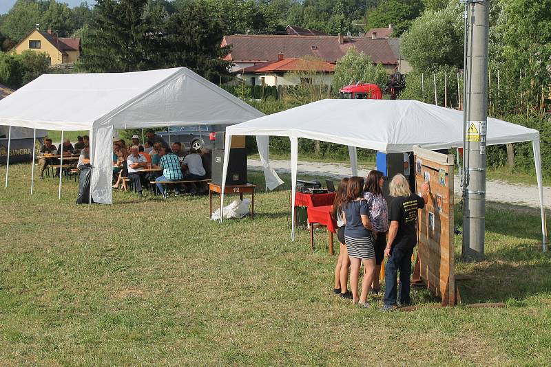 Oslavy 120. výročí založení SDH a sraz rodáků slavili místní po celý víkend v Újezdě u Plánice.