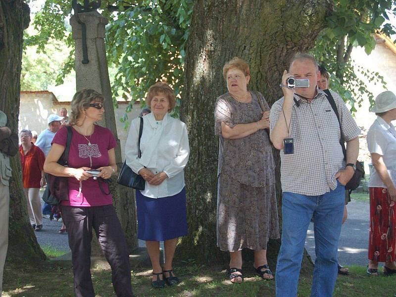 Myslív sraz rodáků svěcení praoru a znaku obce