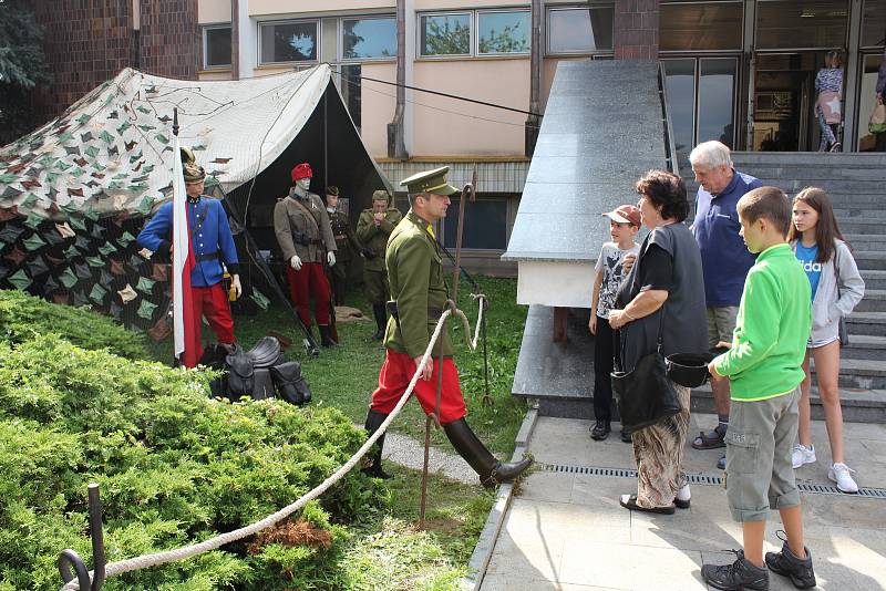 Výstava TGM a armáda, historický tank a dobový tábor v Klatovech