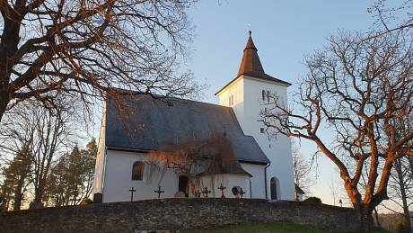 Šumavský kostel sv. Mořice na Mouřenci.