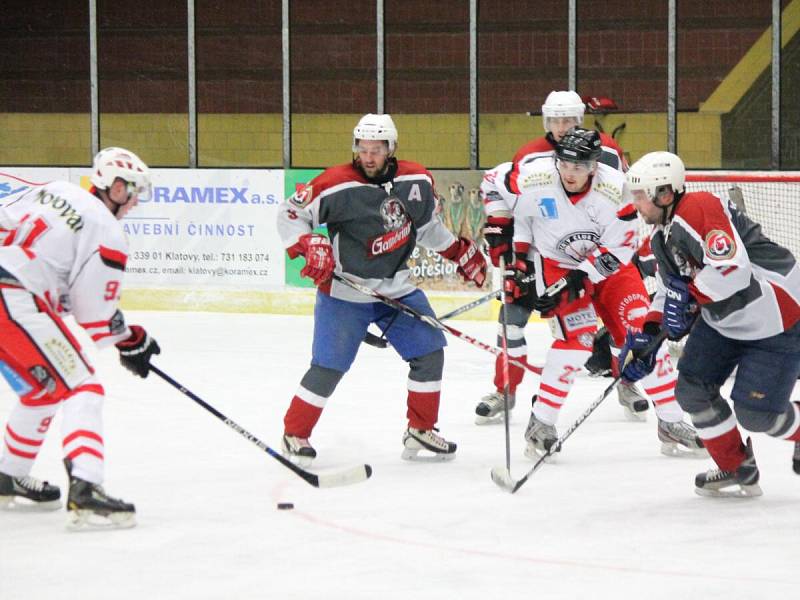 Krajská soutěž: HC Bidlo Malá Víska (šedé dresy) - HC Tachov 2:2