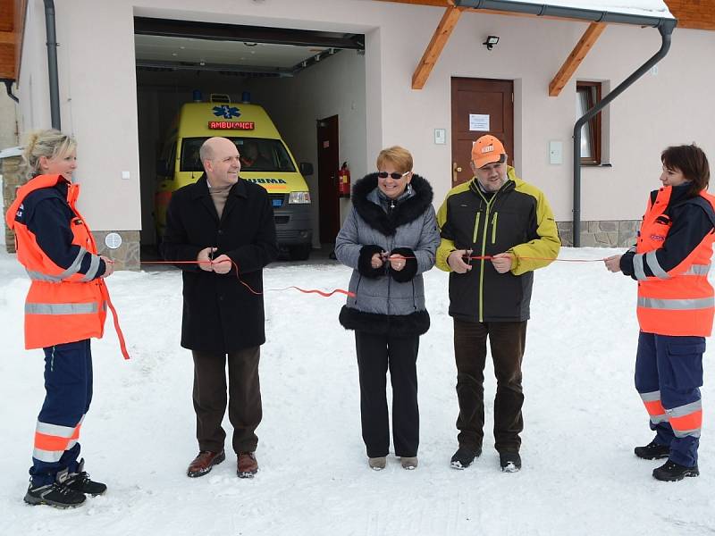 Otevření nového výjezdového místa zdravotnické záchranné služby na Modravě.