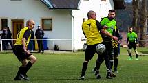 17. kolo III. třídy: Sokol Hartmanice (žlutočerní) - Železná Ruda 3:1.