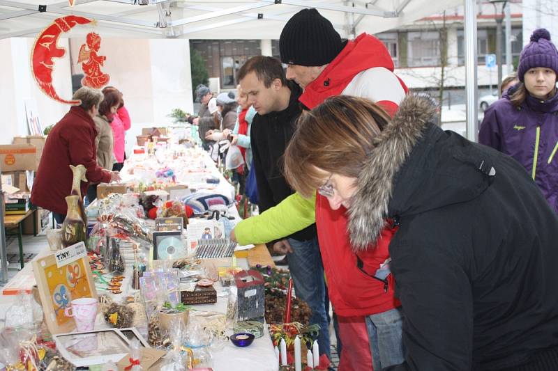 Vánoční dobročinný bazar v Klatovech 14. 12. 2014