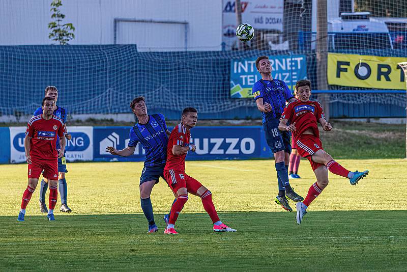 Letní příprava: SK Klatovy 1898 - TJ Jiskra Domažlice (modří) 0:5.