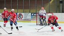 Plzeňská krajská liga HC Klatovy B (č) - KLH Božkov 5:5.