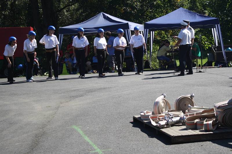 Pošumavská hasičská liga pokračovala ve Strážově 7. 9. 2013