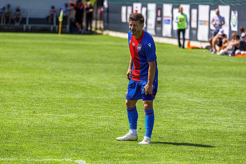 Přátelské utkání: FC Viktoria Plzeň - SK Klatovy 1898 (bílé dresy).