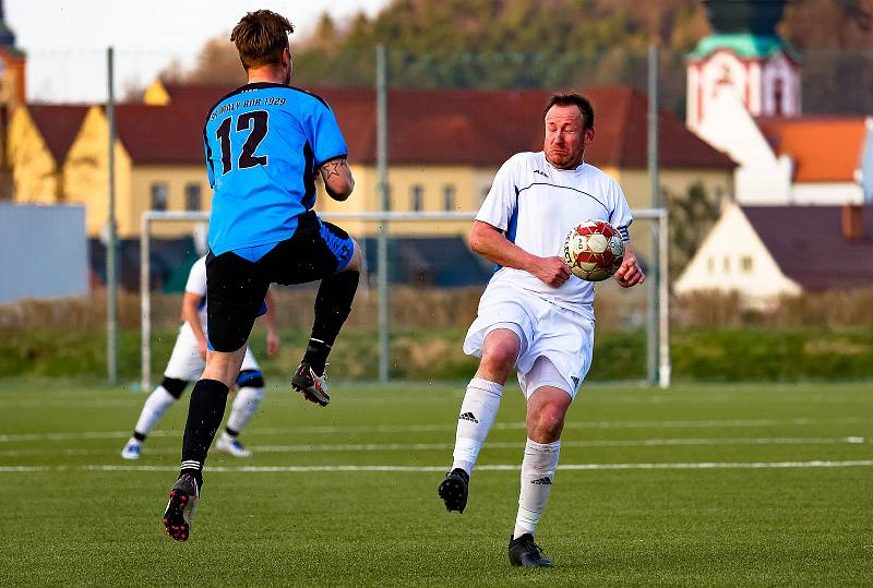 TJ Sušice B (bílí) vs. SK Malý Bor 1929 - ilustrační snímek.