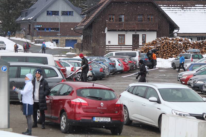 Šumava první víkend po rozvolnění a otevření okresů.