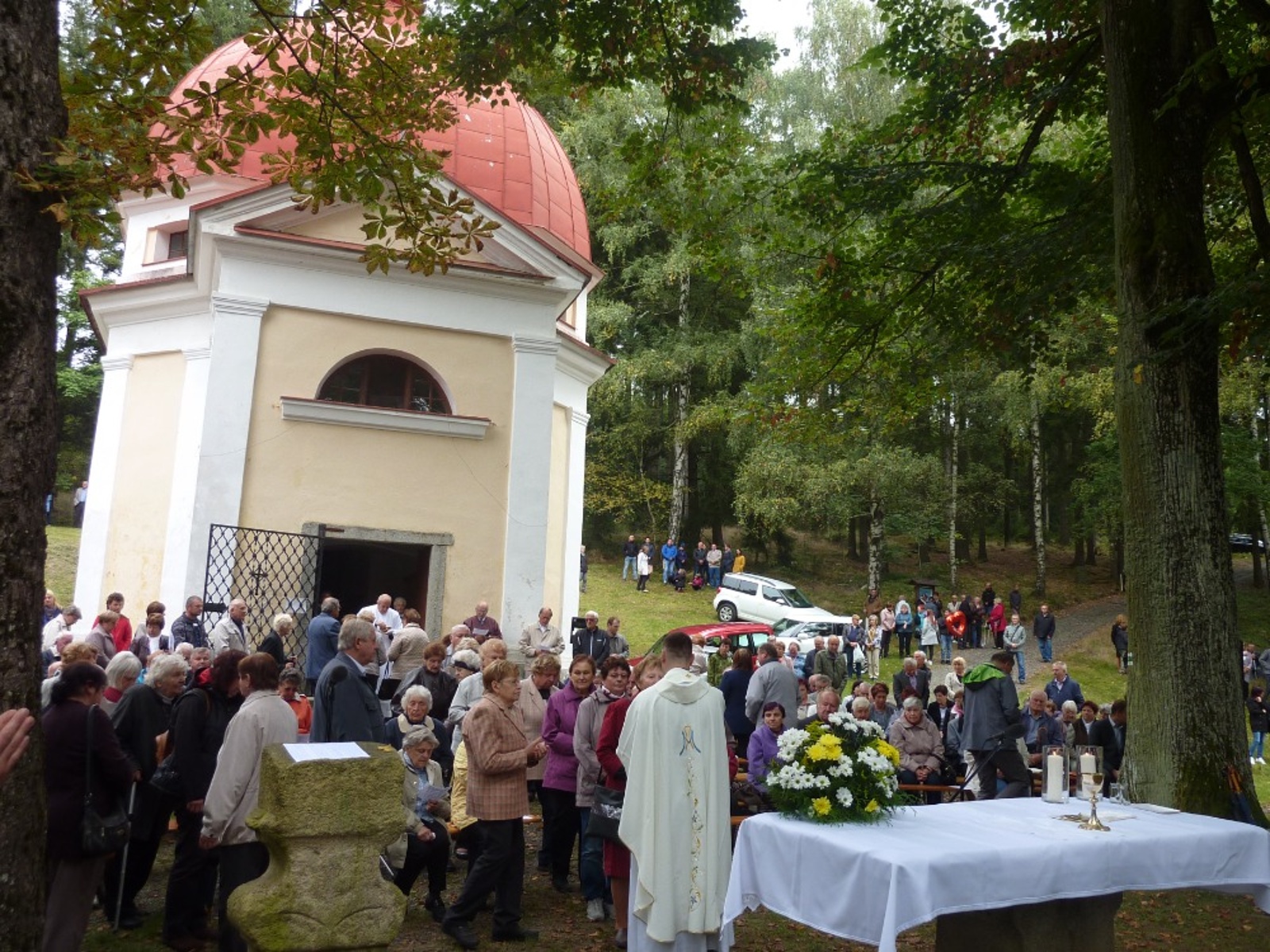 Poutníci u Dobré Vody u Pocinovic oslavili pouť k Svátku Panny Marie  Bolestné - Domažlický deník